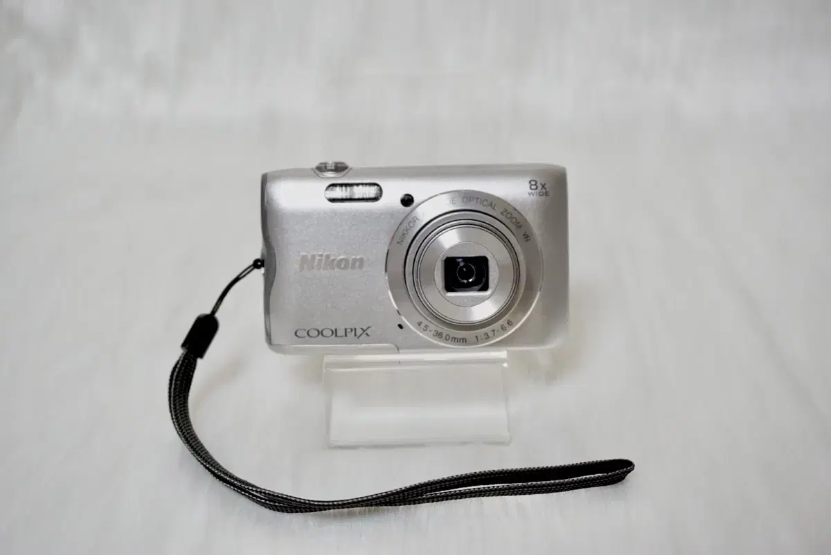 *희귀 + 고해상도 !!*  NIKON COOLPIX A300